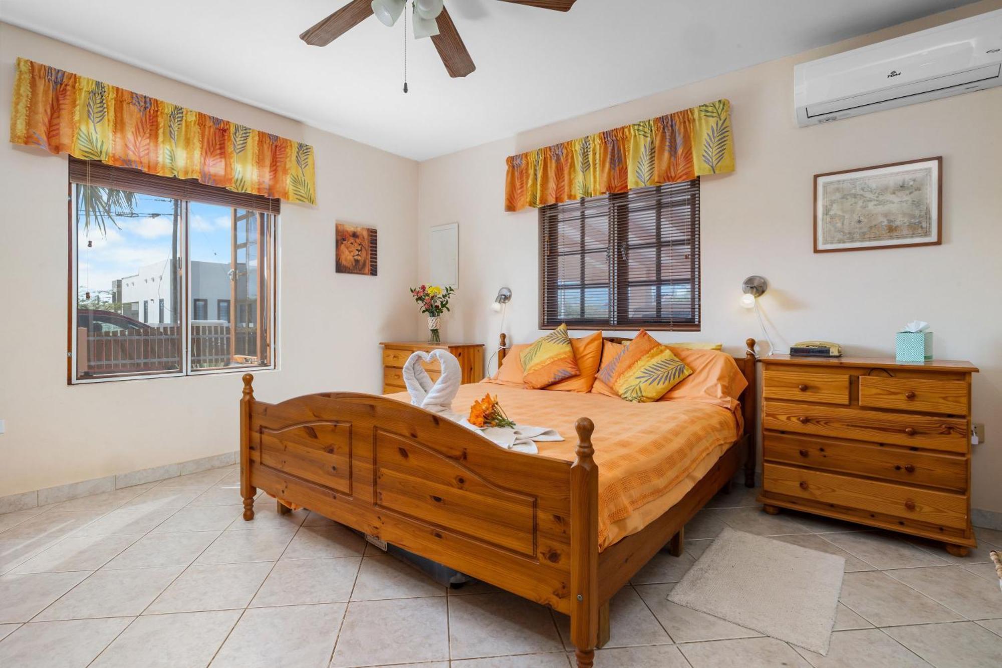 Sunrise Villa Is Gorgeous For Daily Views Of Sunrises And Sunsets Palm Beach Eksteriør billede