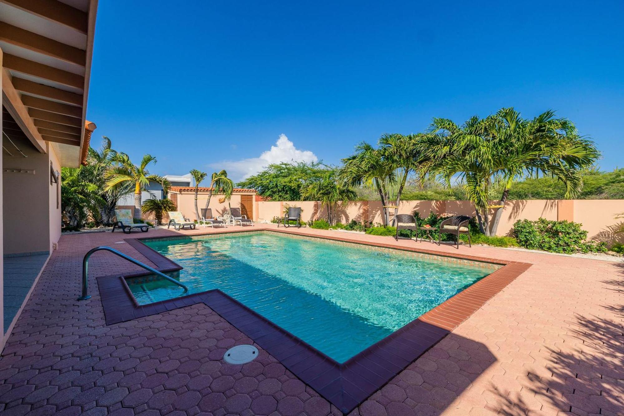 Sunrise Villa Is Gorgeous For Daily Views Of Sunrises And Sunsets Palm Beach Eksteriør billede